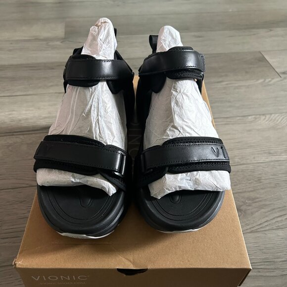 Vionic Walk Max Wanderer Hiking Sandal — Black, 7.5 - Picture 8 of 9